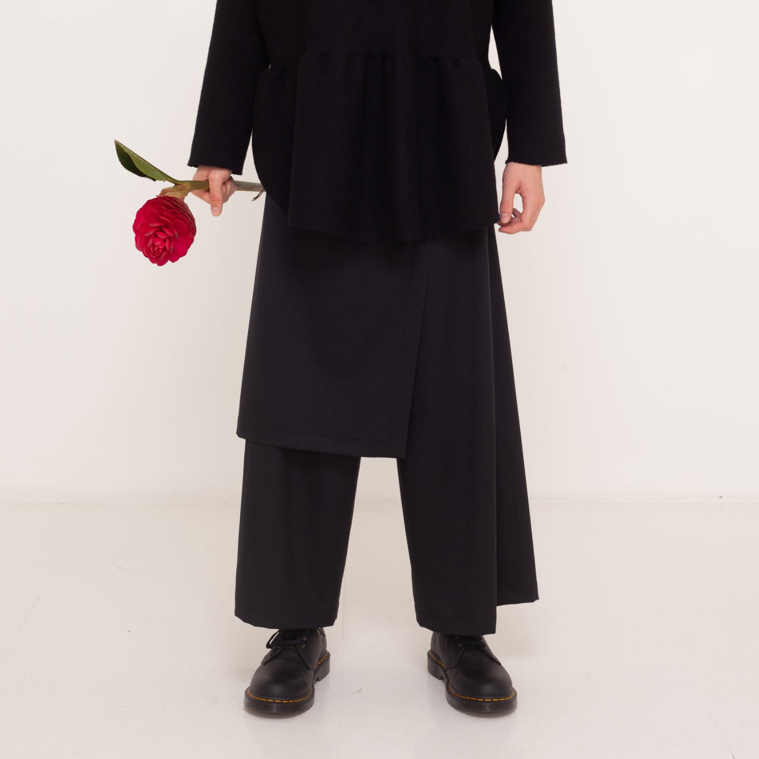 elegant pants with drape-detail