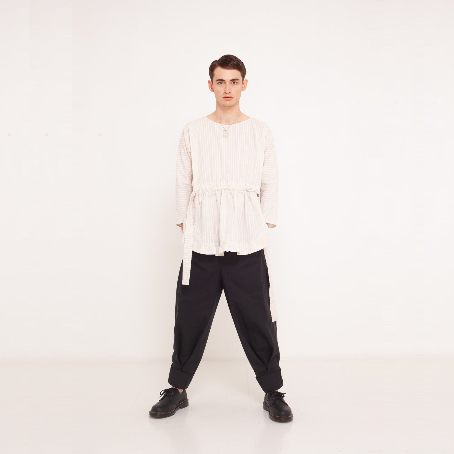 30 unisex pants 2023-01-03-WasteLessFashion by Natascha von Hirschhausen WasteLessFuture.jpg
