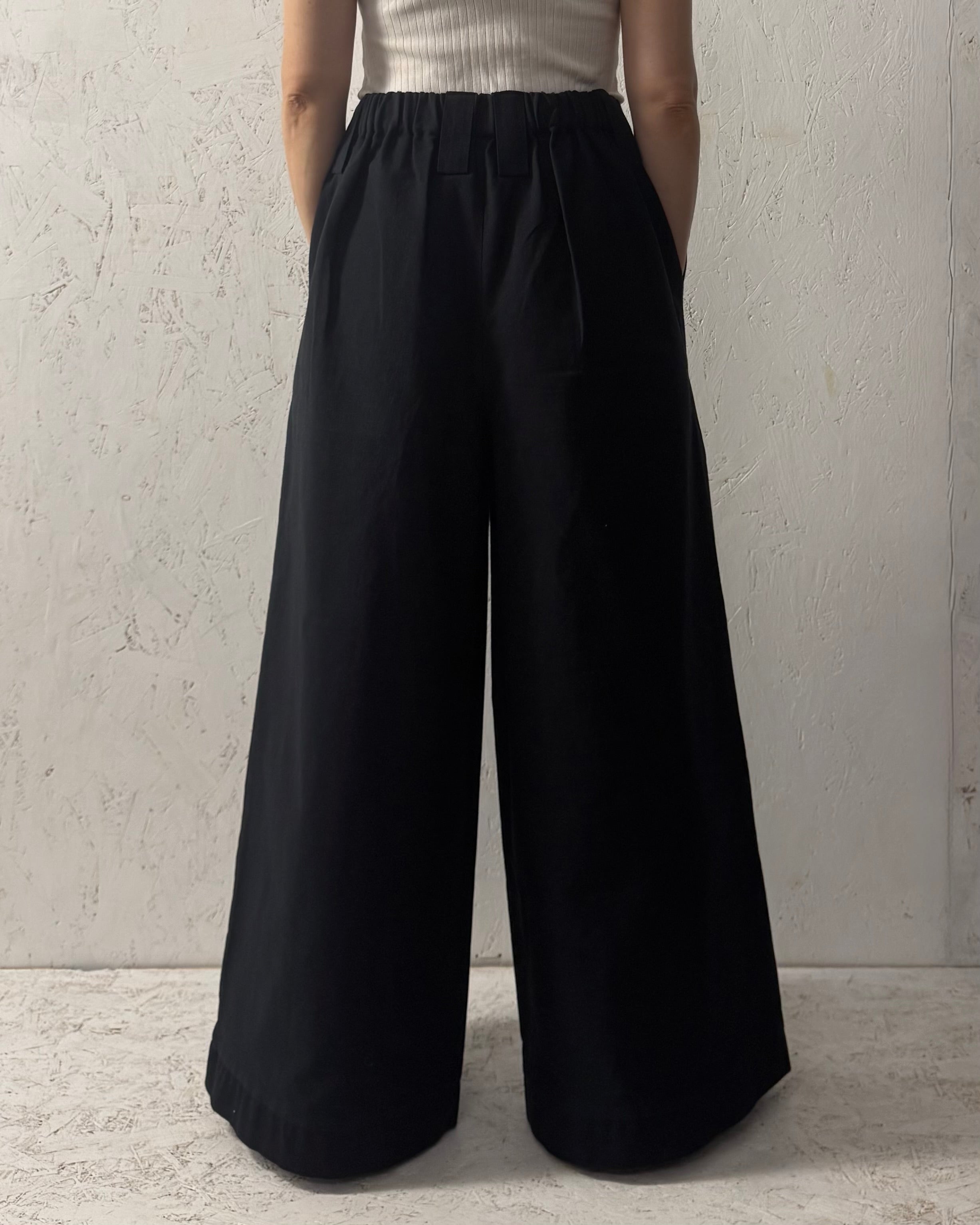 oversized pants with pockets
