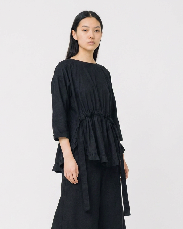 longsleeve with ruffles