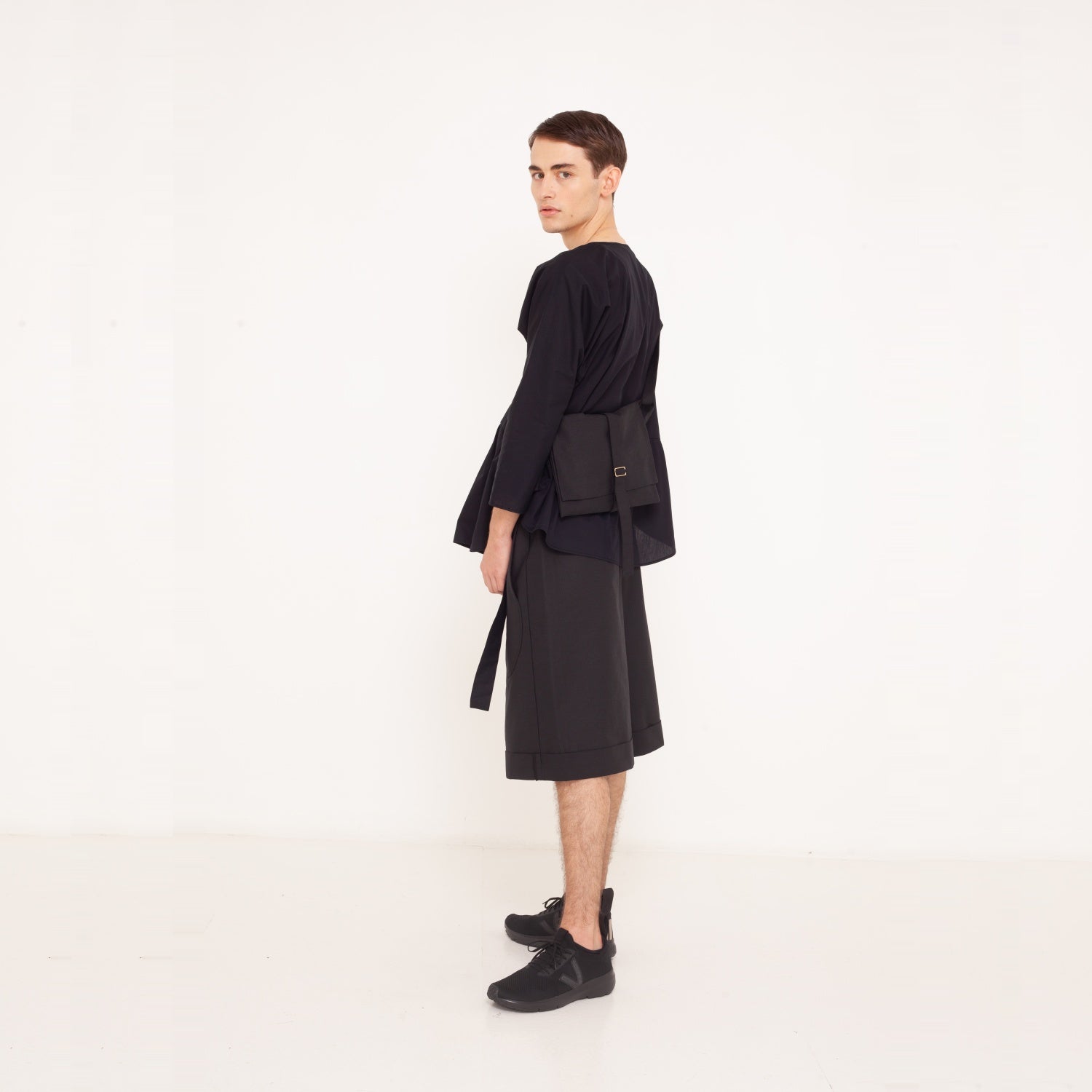 12 lonsleeve made of organic cotton 2023-01-03-WasteLessFashion by Natascha von Hirschhausen WasteLessFuture.jpg