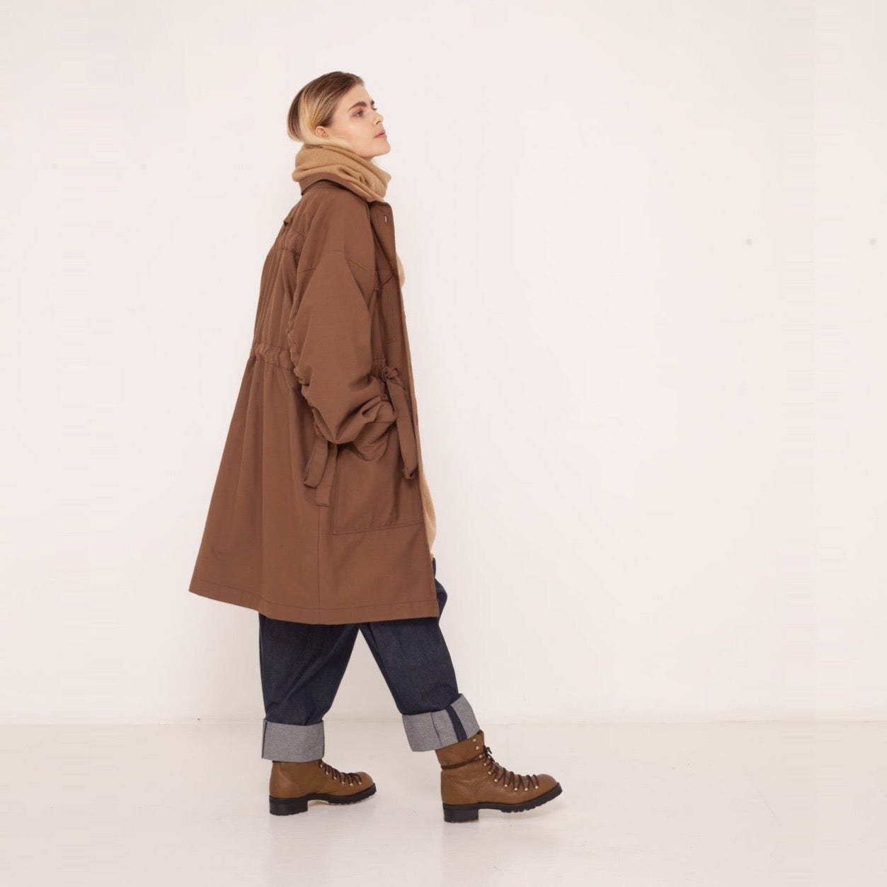 2 Parka with gathering 2023-01-03-WasteLessFashion by Natascha von Hirschhausen WasteLessFuture.jpg
