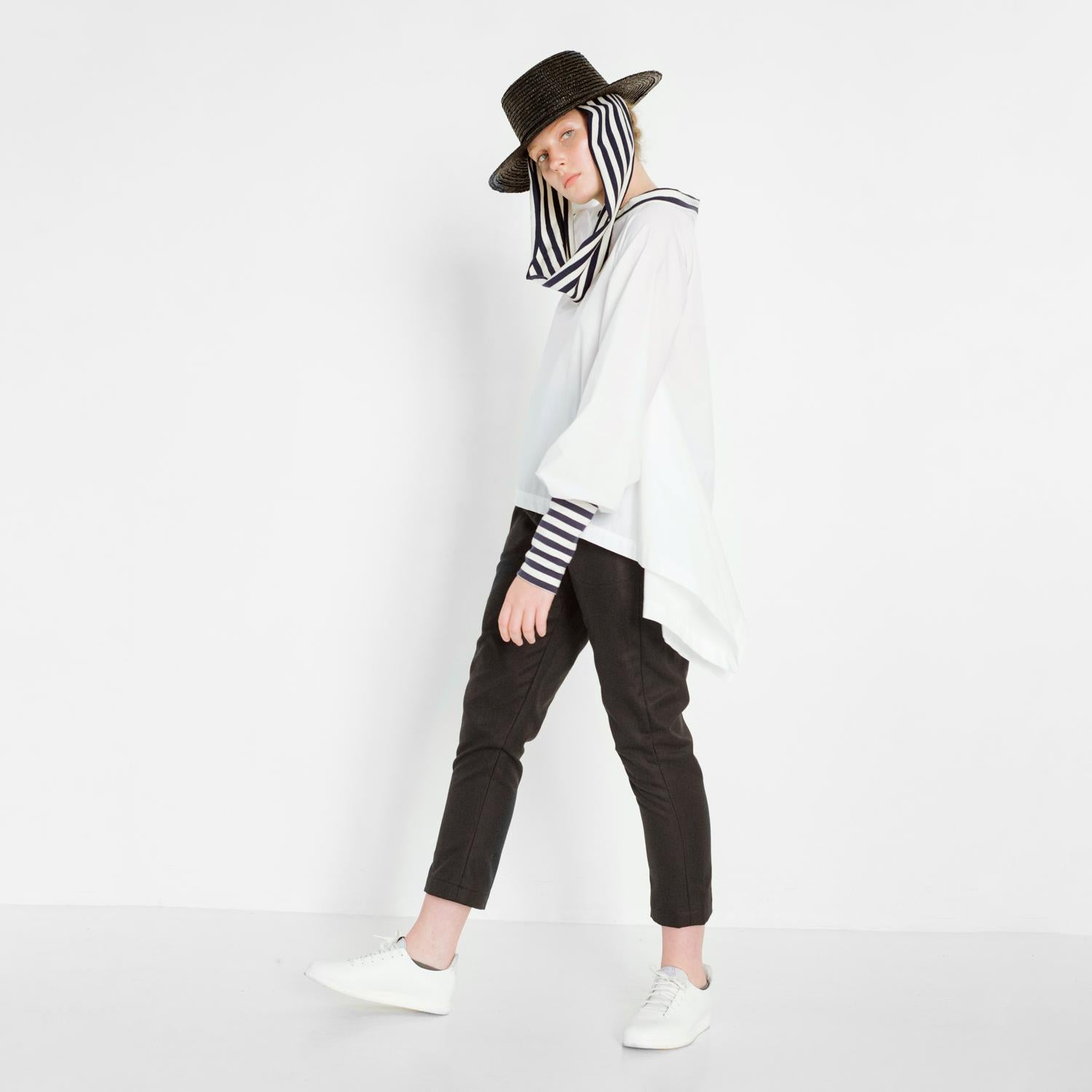 maritim blouse made of white shirting fabric by Natascha von Hirschhausen fashion design made in Berlin