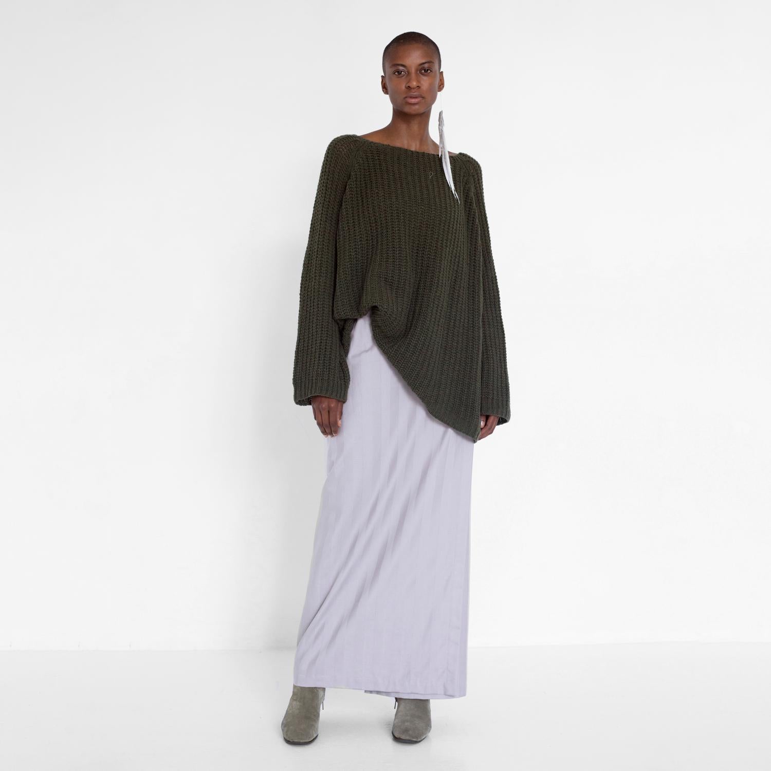 oversized knit pullover made of pure cashmere by Natascha von Hirschhausen fashion design made in Berlin