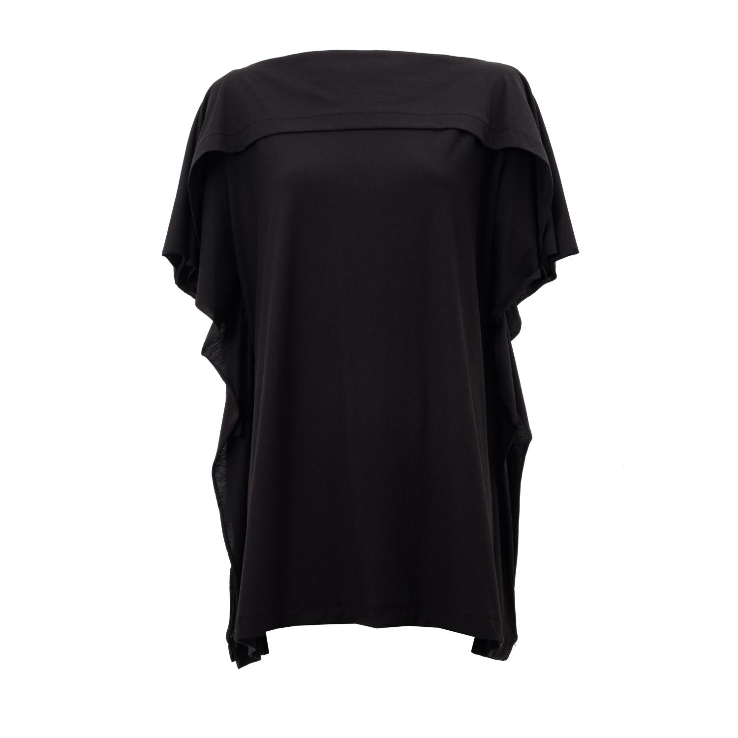 versatile top made of organic cotton by Natascha von Hirschhausen fashion design made in Berlin