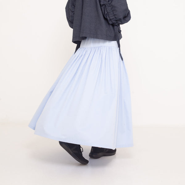 long, wide skirt with pocket