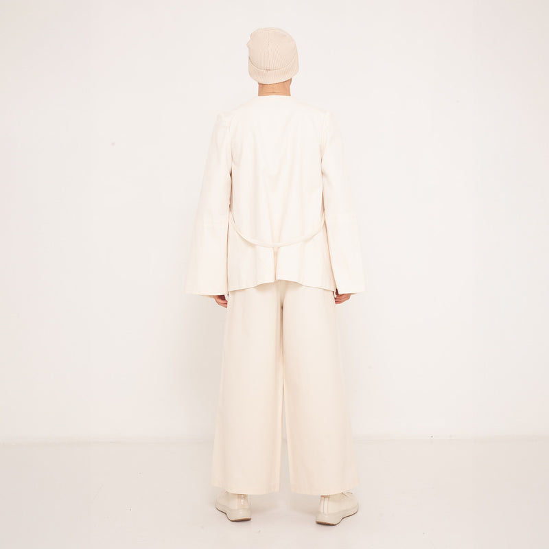 pants suit with long sleeves