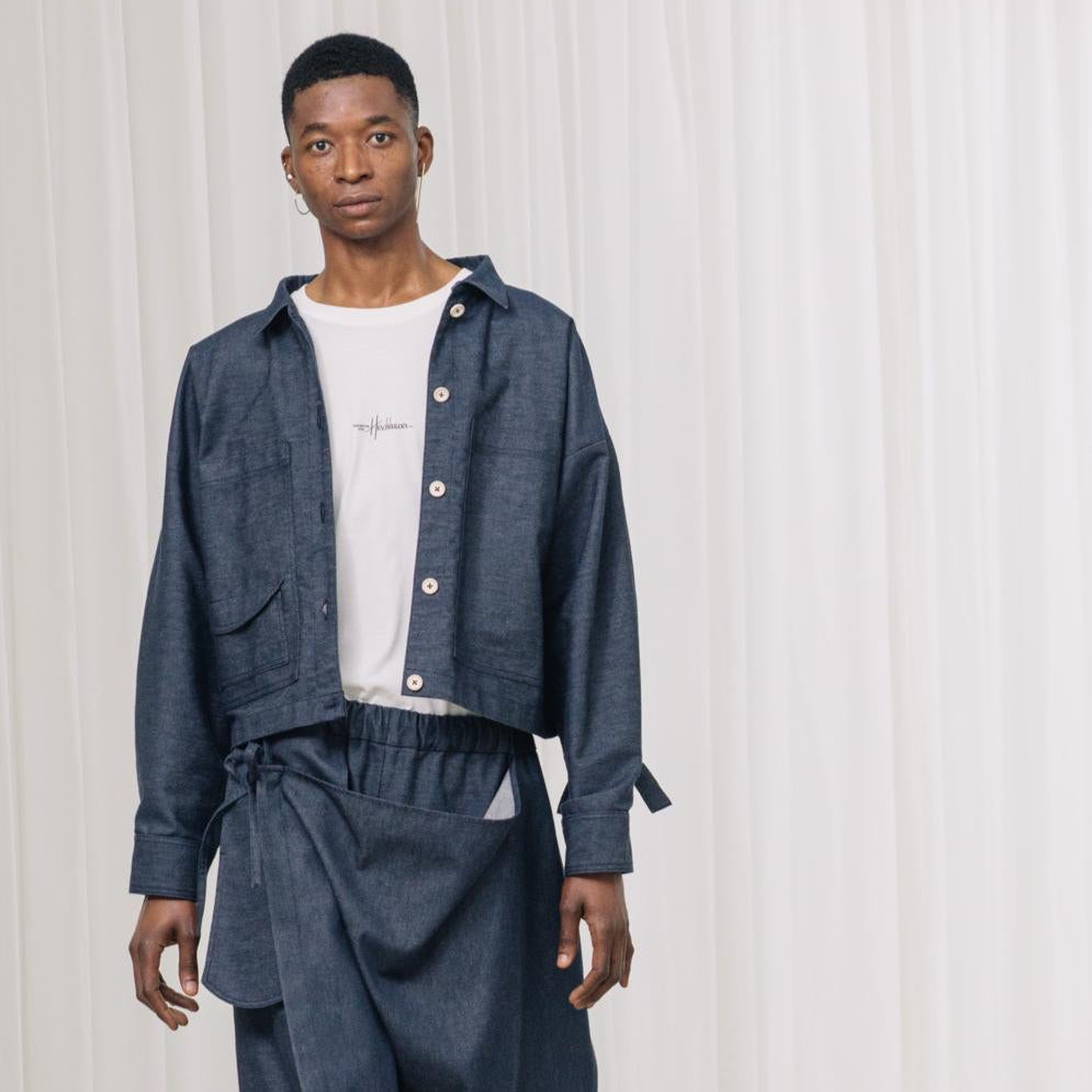 denim jacket with gathering and big pockets