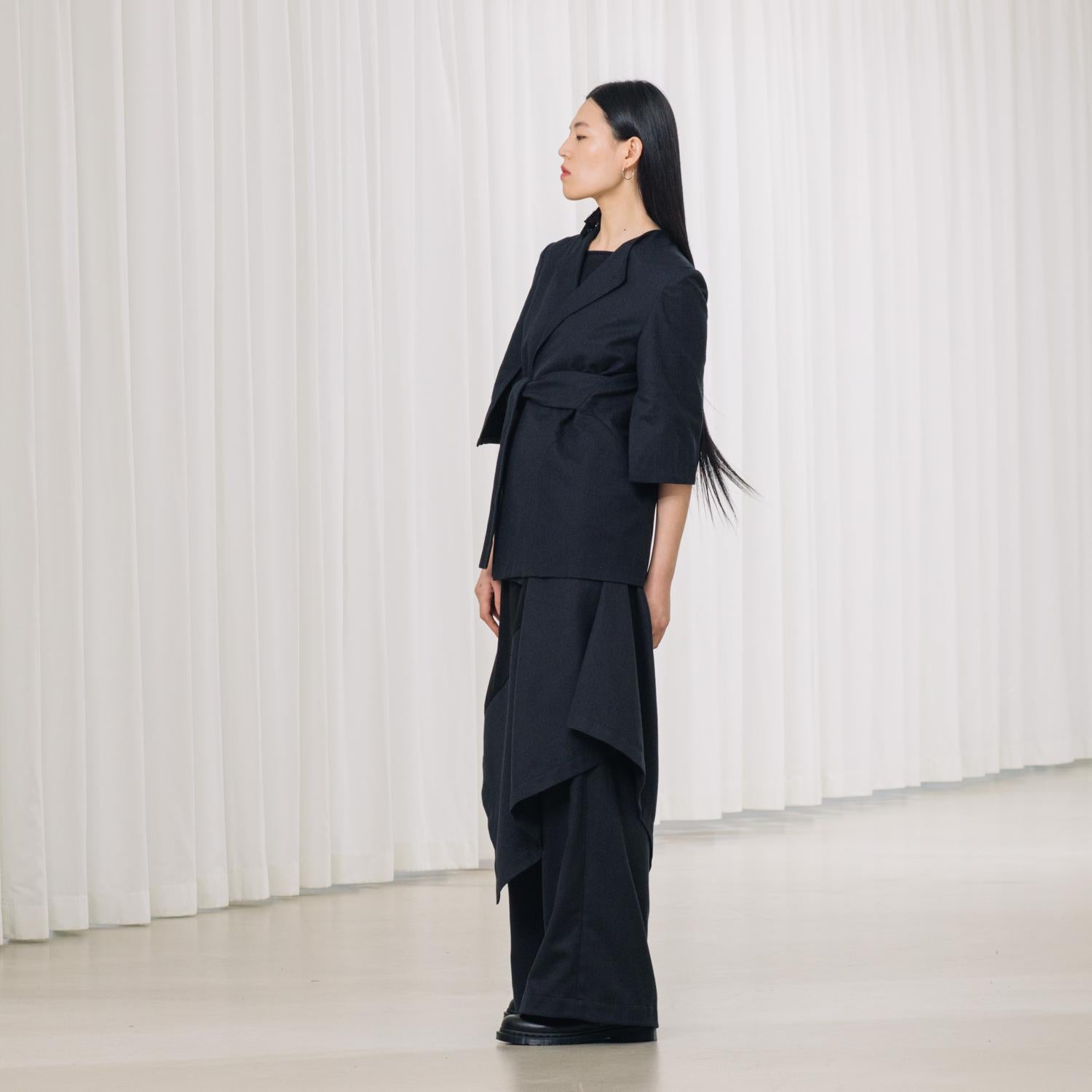 black pants suit with 3/4 sleeves
