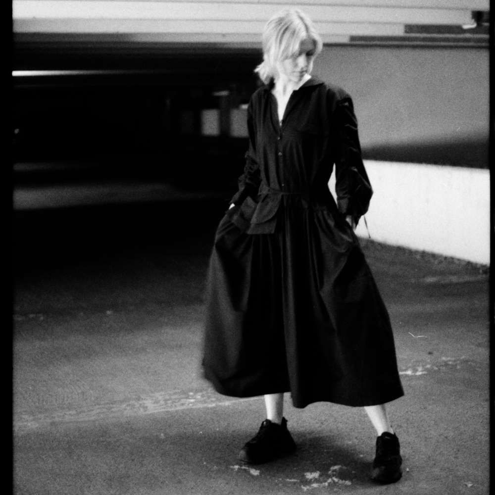 oversized Kleid mit gerafften Ärmeln