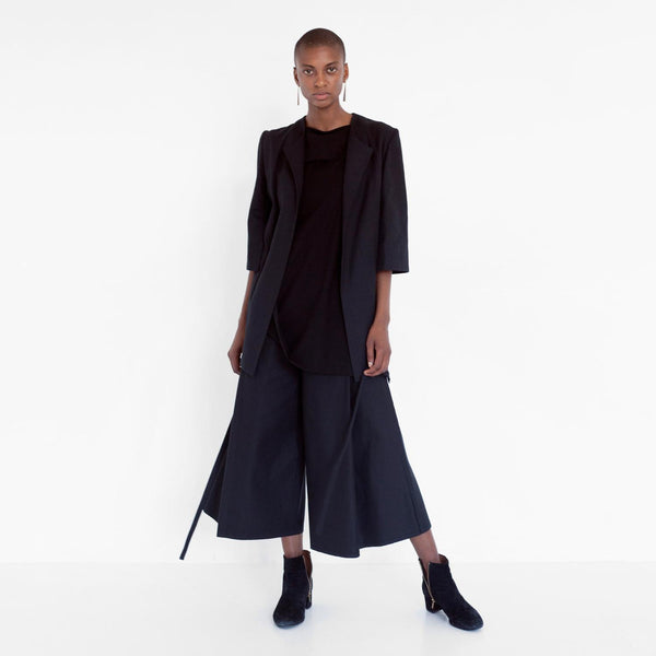 modern pants suit with herringbone pattern by Natascha von Hirschhausen fashion design made in Berlin