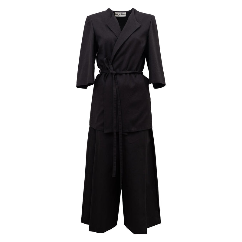 modern pants suit with herringbone pattern by Natascha von Hirschhausen fashion design made in Berlin