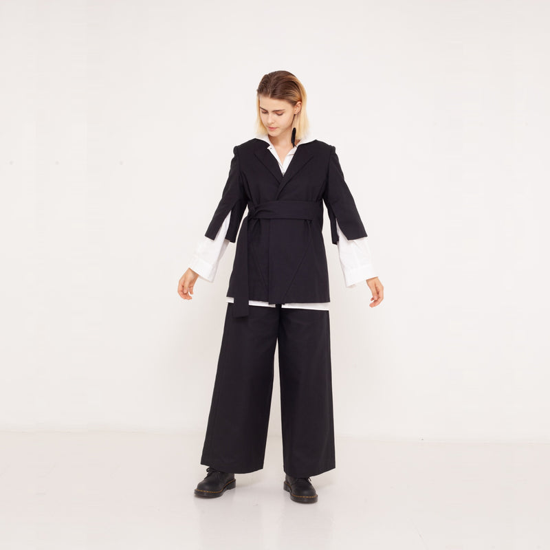 2 zero-waste pants suit with herringbone weaving 2023-01-03-WasteLessFashion by Natascha von Hirschhausen WasteLessFuture.jpg