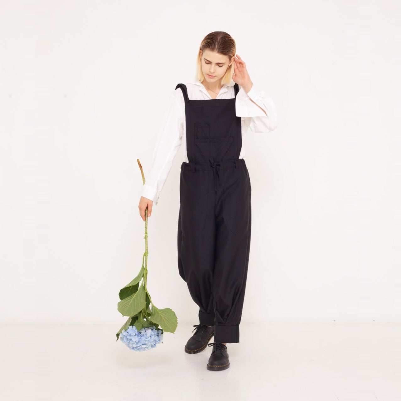 3 versatile jumpsuit made of organic wool 2023-01-03-WasteLessFashion by Natascha von Hirschhausen WasteLessFuture.jpg