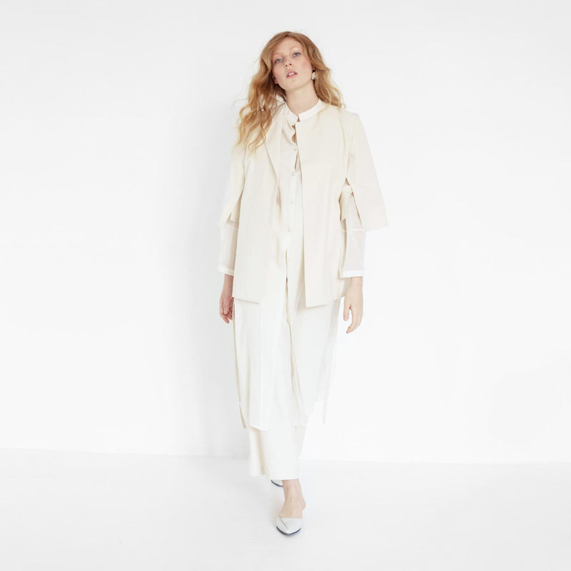 modern organic cotton bridal suit by Natascha von Hirschhausen fashion design made in Berlin