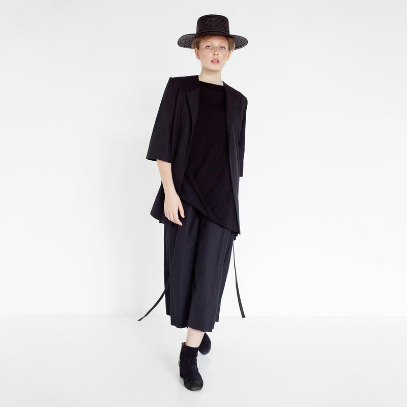 modern pants suit with herringbone pattern by Natascha von Hirschhausen fashion design made in Berlin
