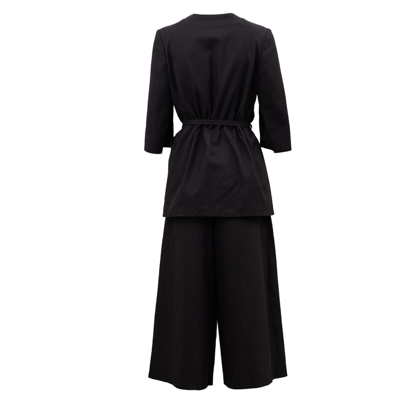 modern pants suit with herringbone pattern by Natascha von Hirschhausen fashion design made in Berlin