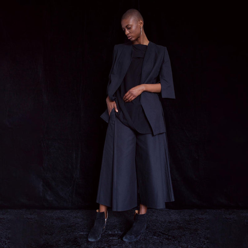 modern pants suit with herringbone pattern by Natascha von Hirschhausen fashion design made in Berlin