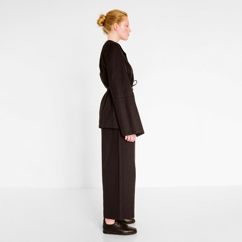 sophisticated pants suit with herringbone pattern by Natascha von Hirschhausen fashion design made in Berlin