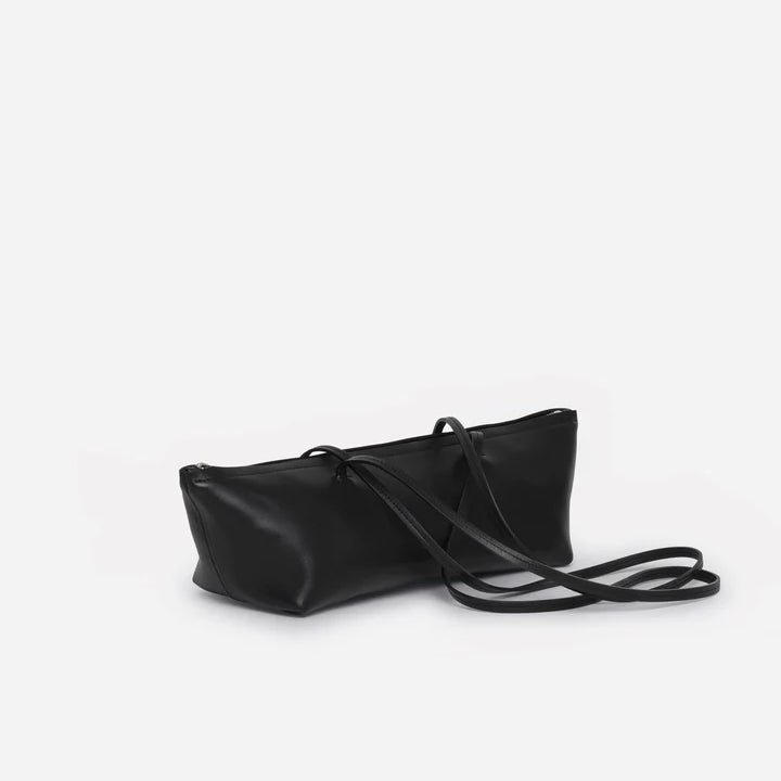 sustainable leather bag by PB0110