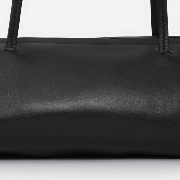 sustainable leather bag by PB0110