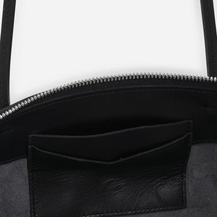 sustainable leather bag by PB0110